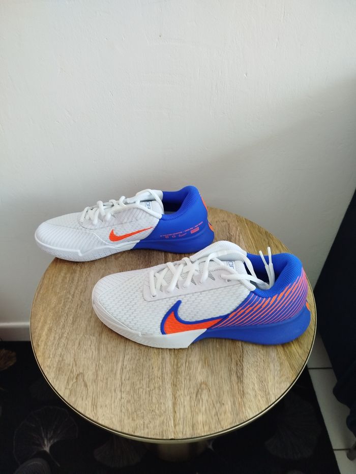 Baskets Nike T 40 - photo numéro 3