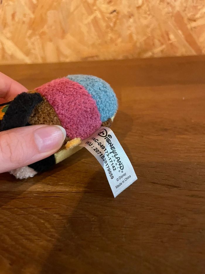 Tsum Tsum officiel Disneyland Paris Dingo 25 eme anniversaire avec lunettes d’aviateur - photo numéro 8