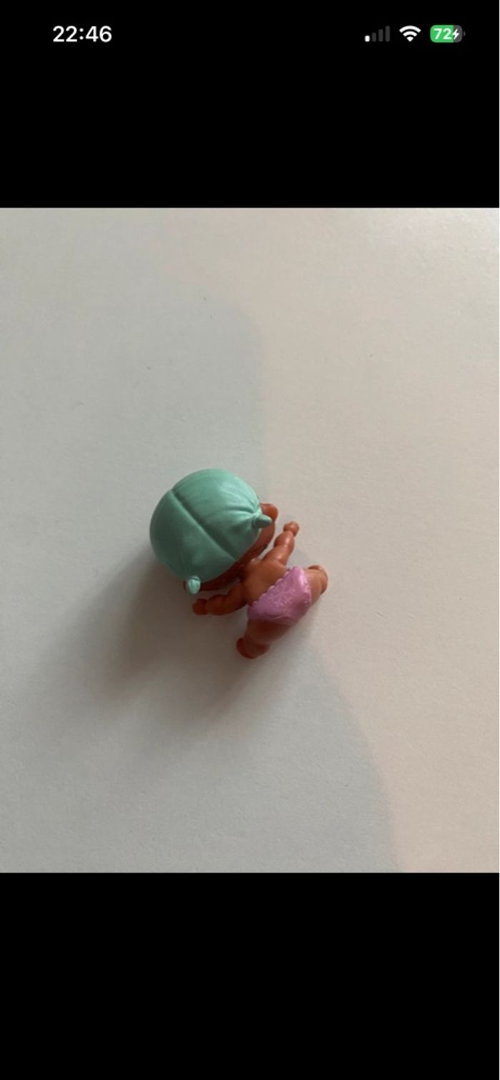 L.O.L Surprise OMG Winter Chill : Icy Gurl y Brrr B.B. Doll - photo numéro 7