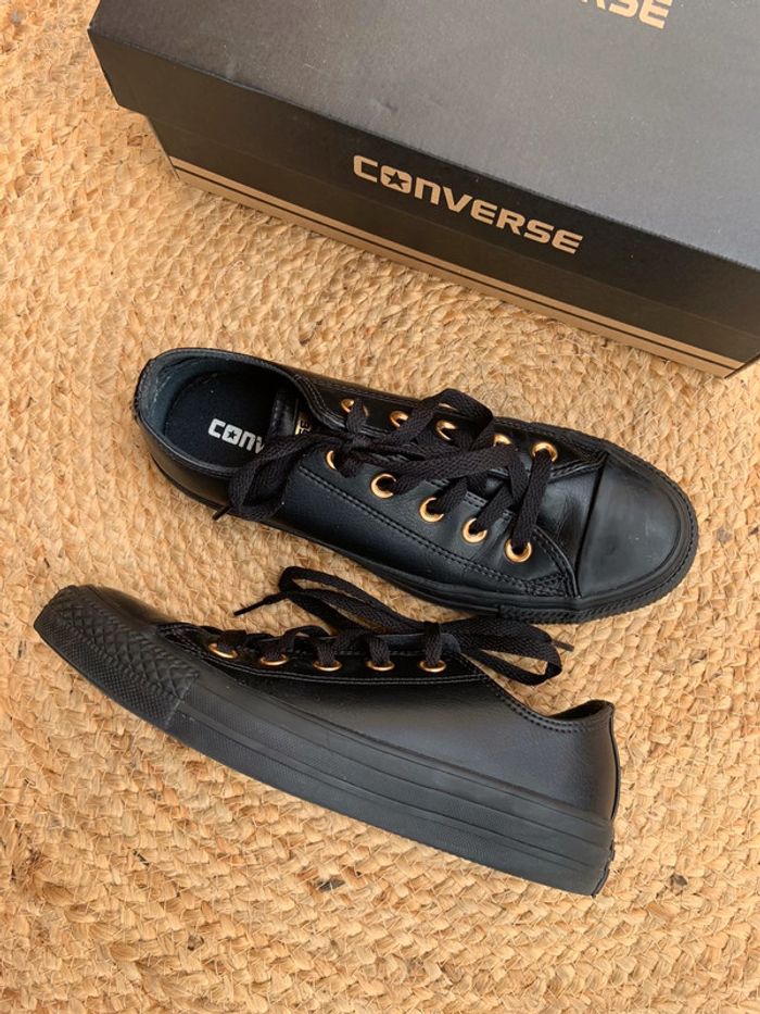 Femme 👩 Converse en cuir noir taille 36,5 - photo numéro 2
