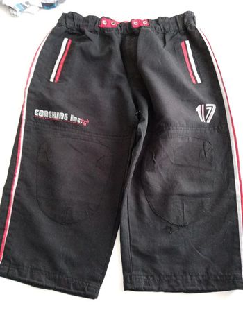 Pantacourt noir T 8 ans