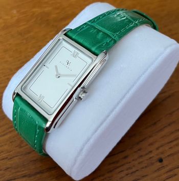 Montre acier Victoria bracelet cuir vert - Neuve  - Valeur 99,90€