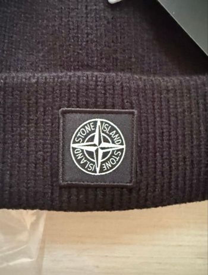 Bonnet stone island noir neuf - photo numéro 2