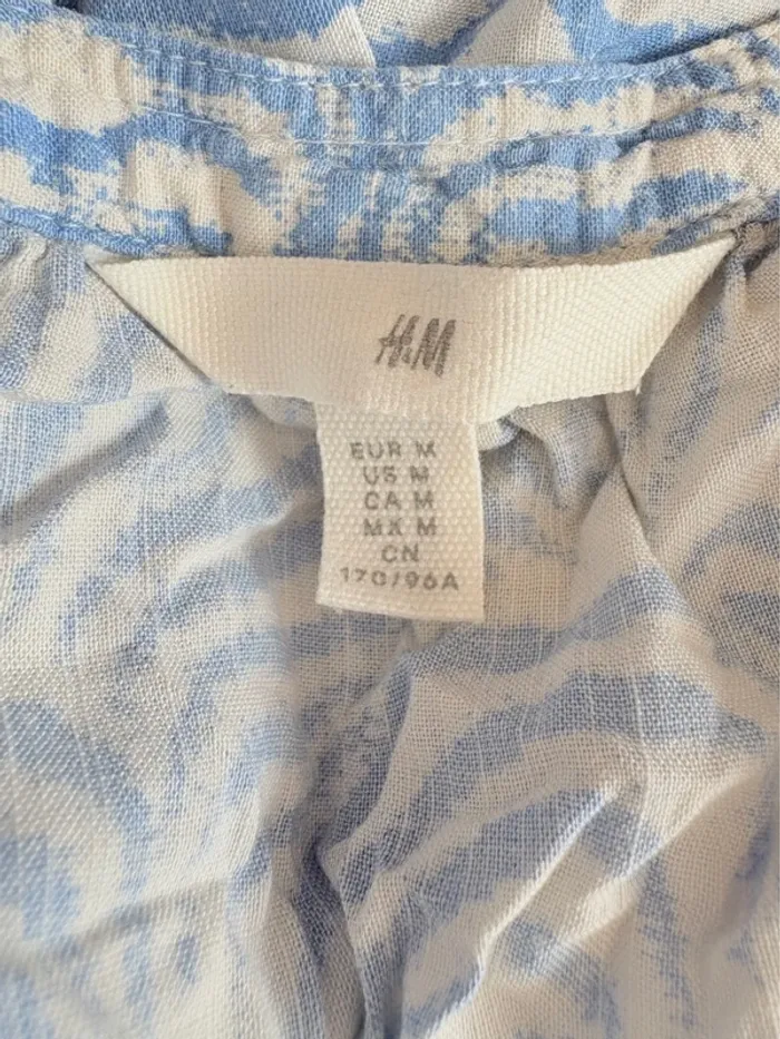 Blouse sans manche fluide crème et bleu ciel imprimé vague taille M H&M - photo numéro 5