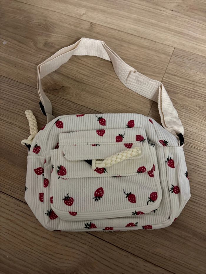 Sac velours fraise