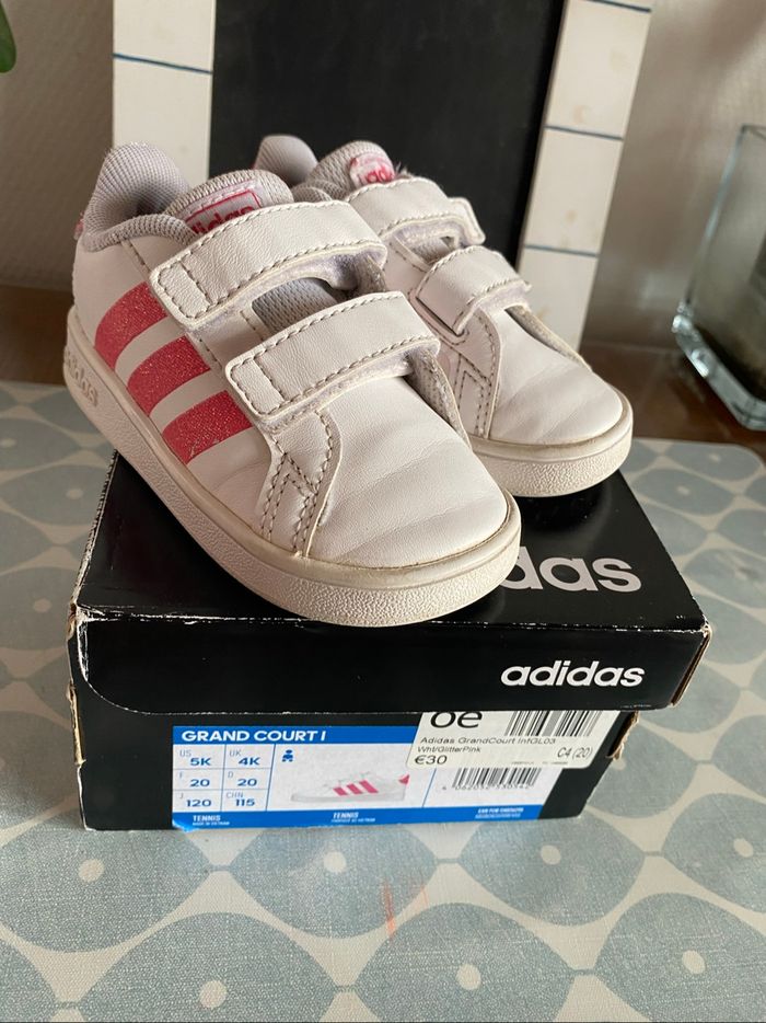 Chaussure taille 20