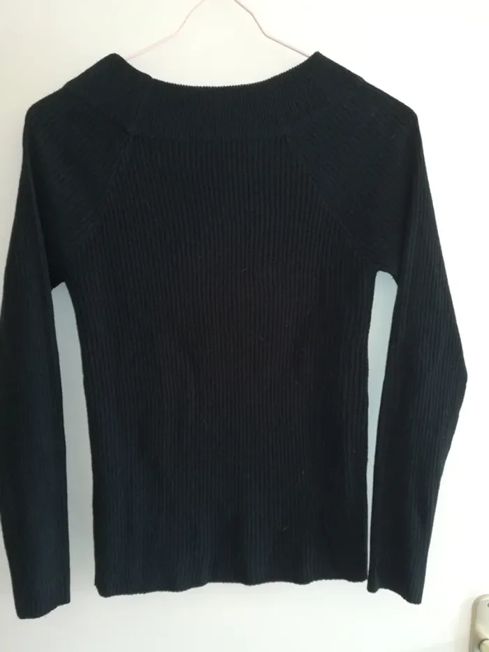 Petit pull noir Blancheporte, taille S, très bon état. - photo numéro 3
