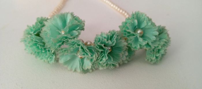 Collier de perles et de fleurs - photo numéro 5