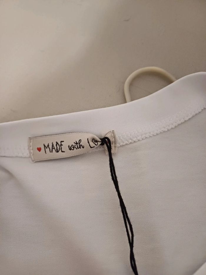 T-Shirt blanc neuf avec motifs Made with Love taille S/M 36/38 - photo numéro 7