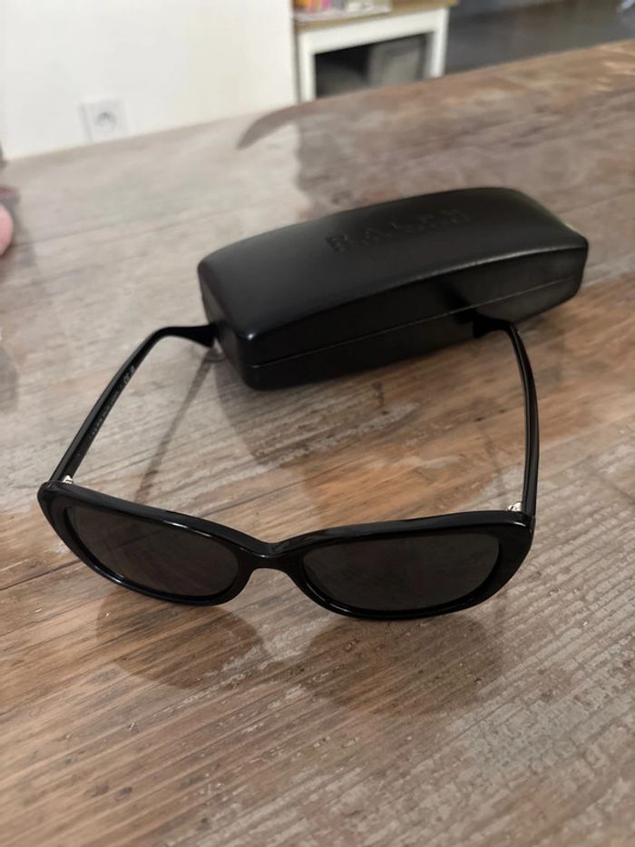 Lunette de soleil - photo numéro 8