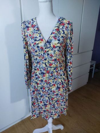 Magnifique robe fleurie dos ouvert