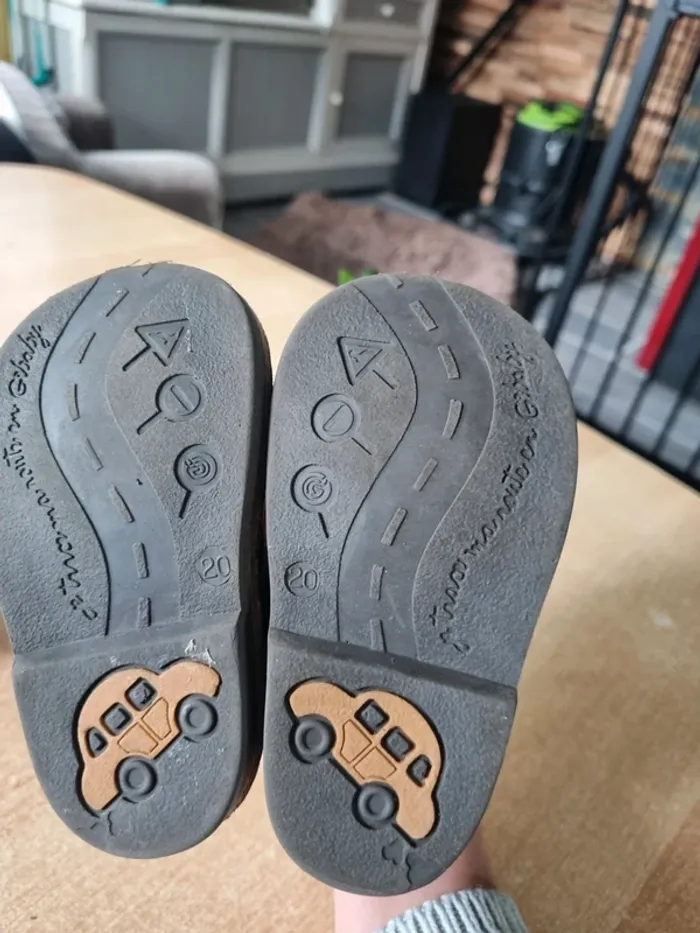 Chaussure bébé 🚼 20 - photo numéro 4