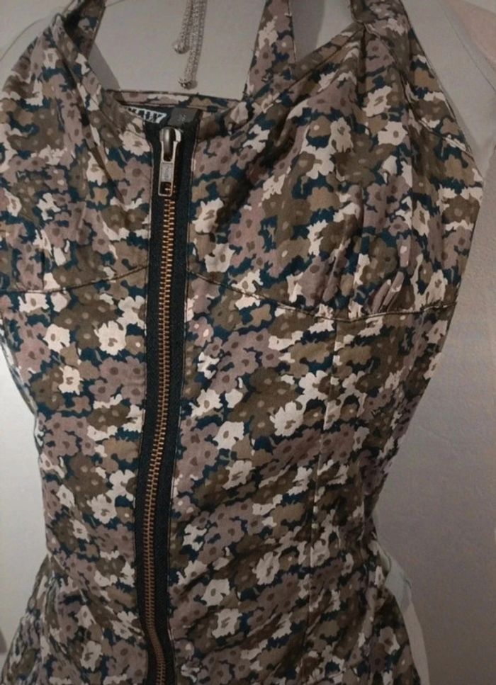 Belle robe zippée à nouer au cou - photo numéro 2