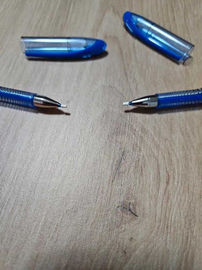 Lot de 2 stylos effaçable - photo numéro 3