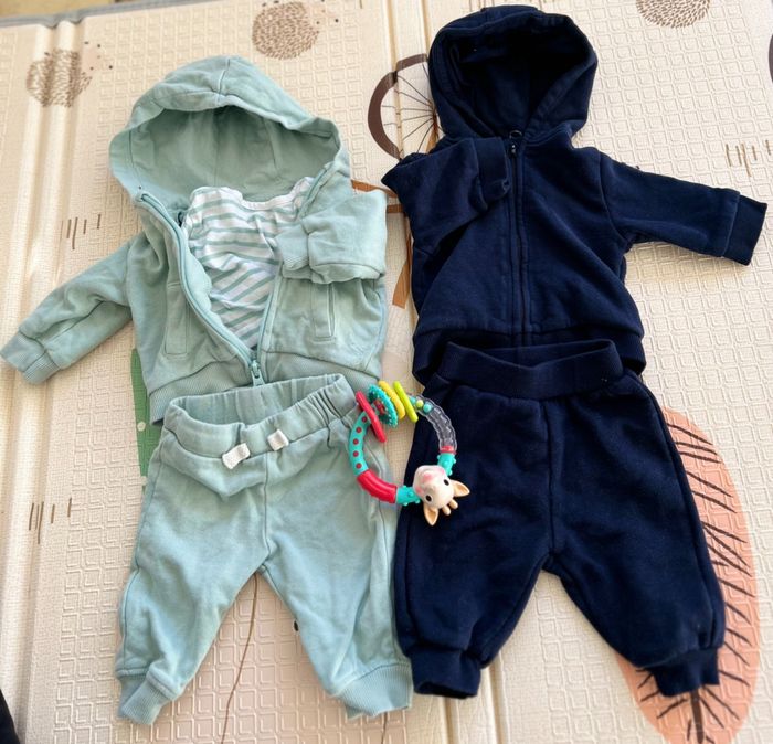 Ensemble sweat-shirt et pantalon Kiabi 3 mois jogging