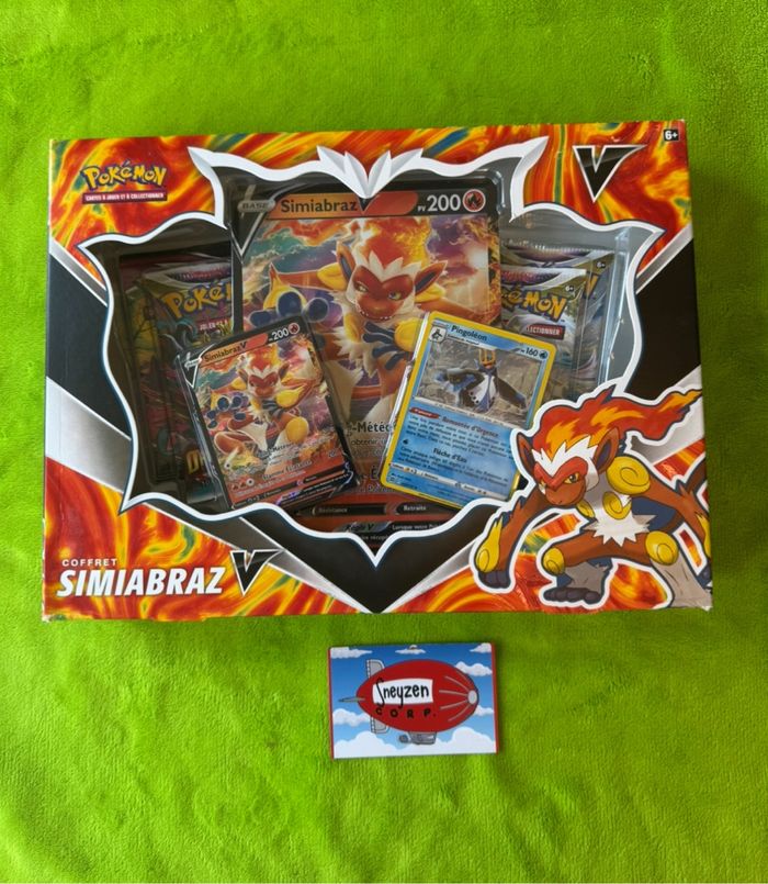 Coffret Pokémon Simiabraz V 4 boosters Neuf et scellé