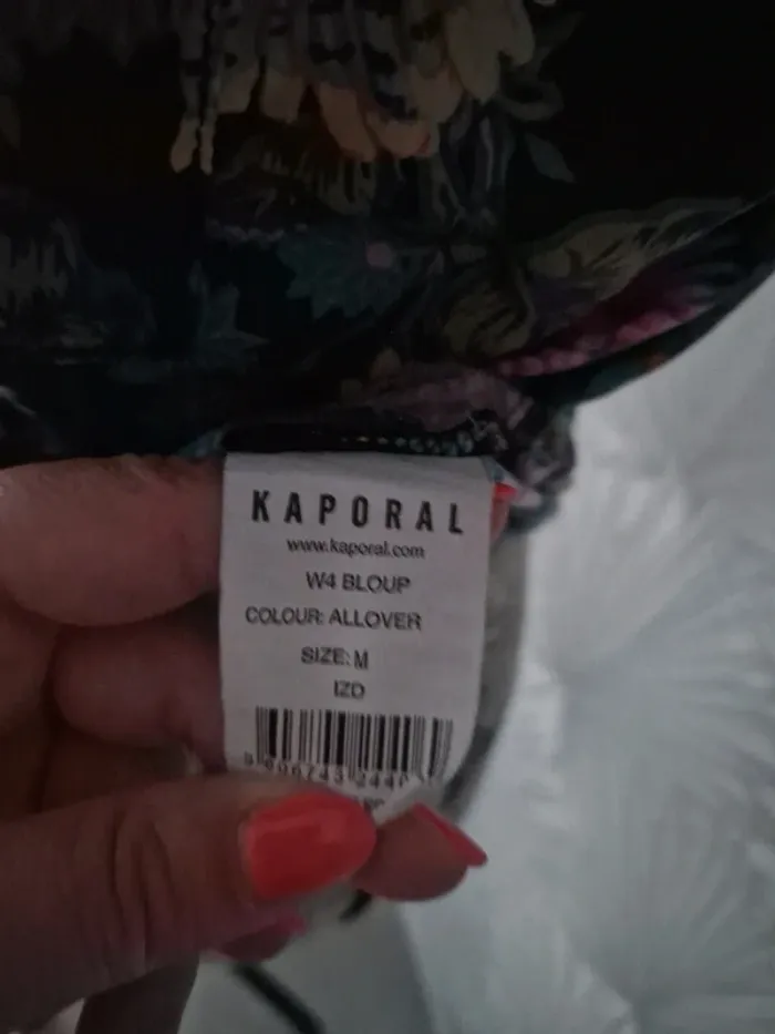 Jolie chemise manches courtes fleuris Kaporal taille 38 - photo numéro 4
