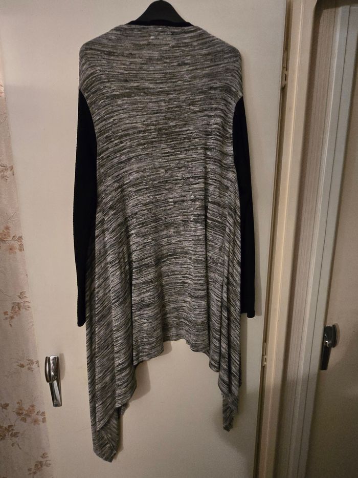 Gilet long gris - photo numéro 2