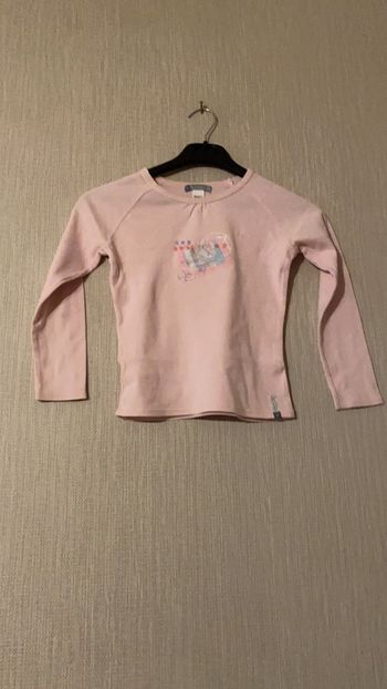 T-shirt manches longues Taille 6 ans