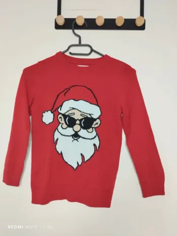 Pull de Noël taille 7/8 ans
