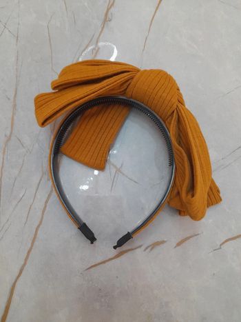 Serre tête à nœud