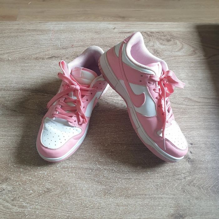 ⭐ Baskets NIKEdunk low
Pointure 39 #emyfleury_pointure39femme - photo numéro 2
