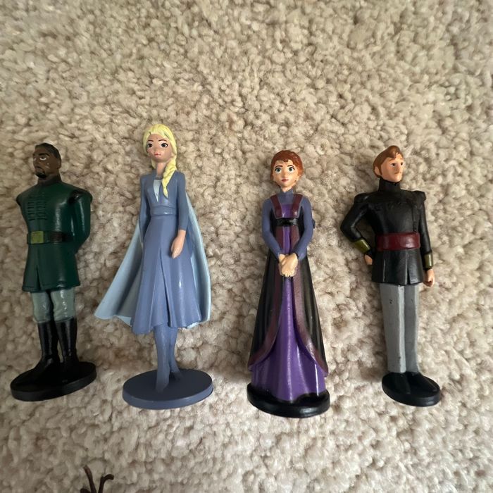 Figurines Reine des neiges - photo numéro 3