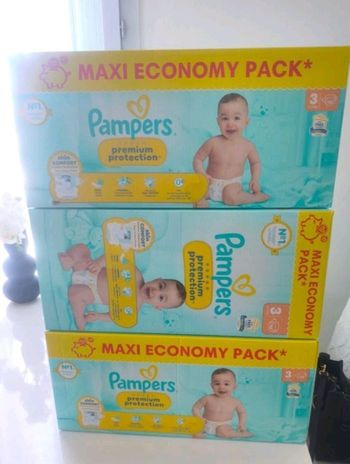 Couches pampers premium protection. Taille 3