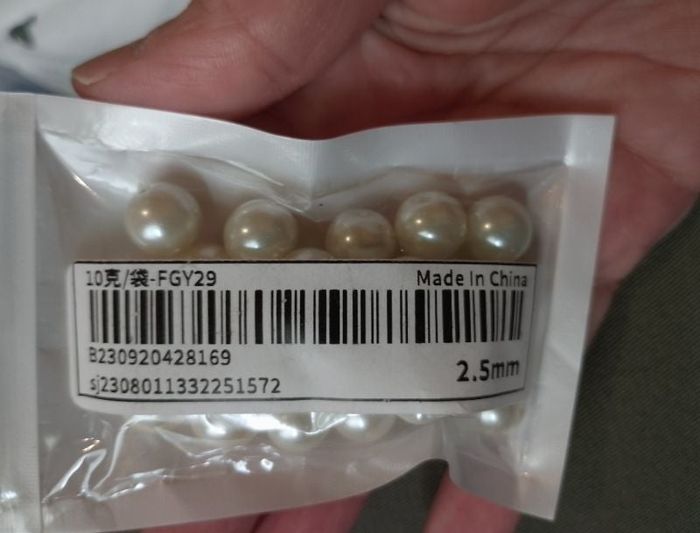 Perles acrylique blanc cassé