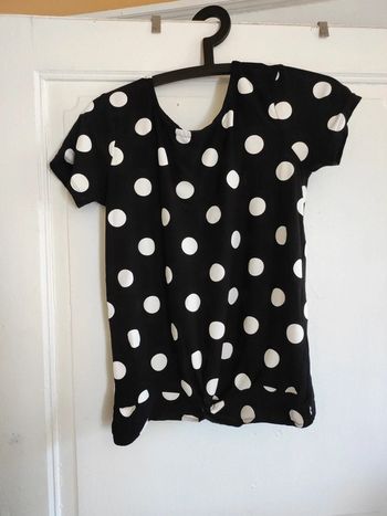 Très beau petit haut a pois