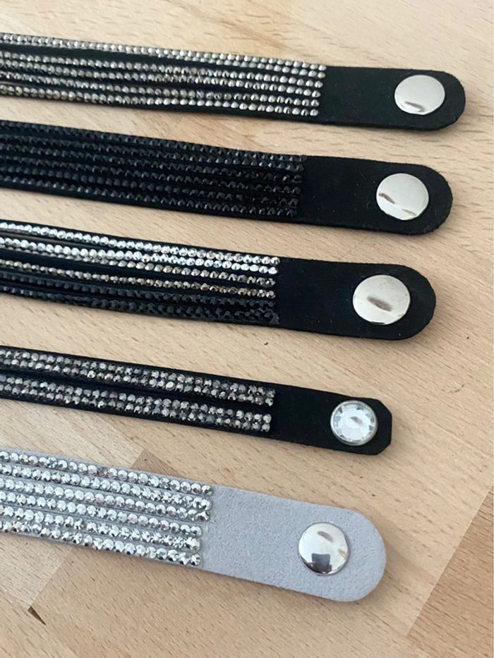 Bracelet double tour strass & velours NEUFS (au choix) - photo numéro 4