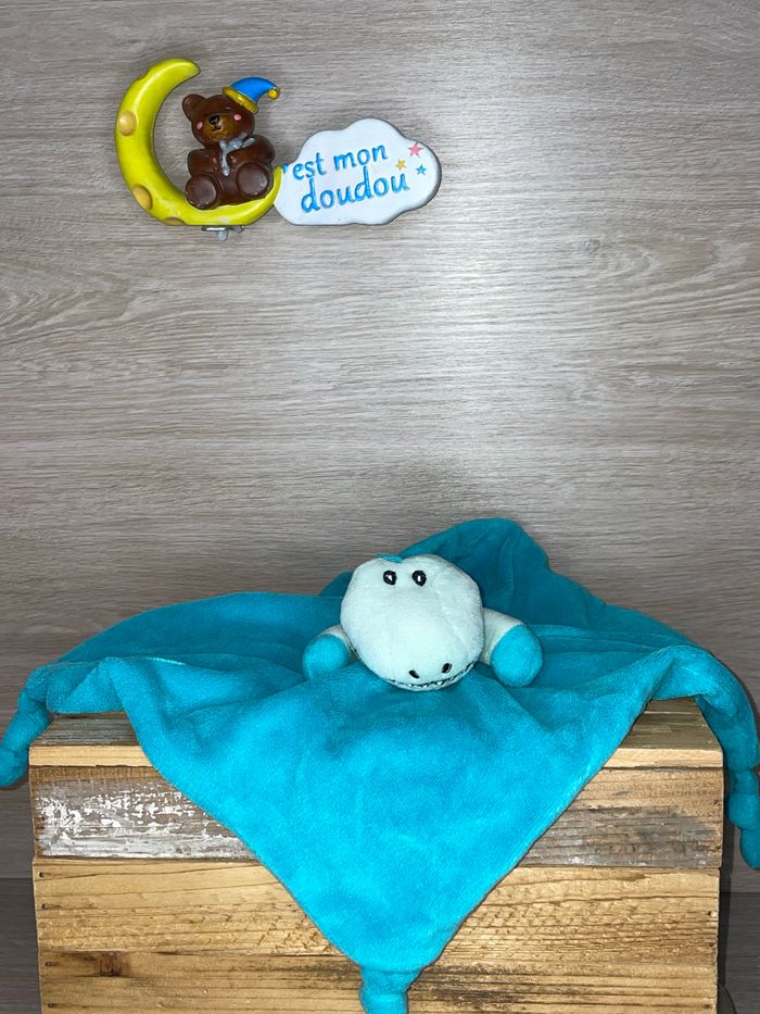 SOL253 doudou dinosaure 🦖 nine united care