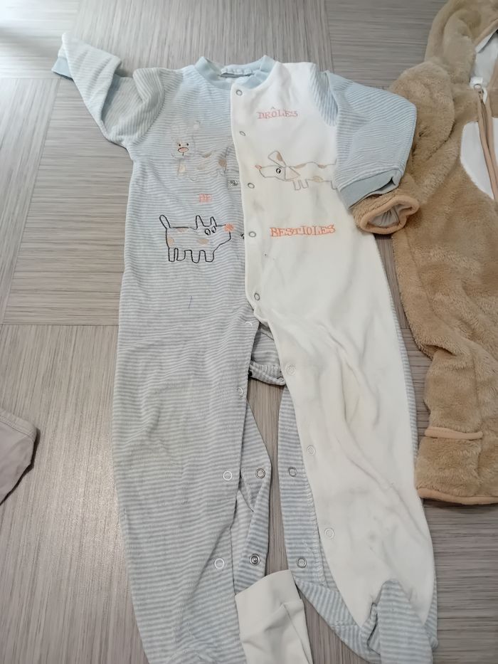 Lots de pyjamas d'enfants - photo numéro 9