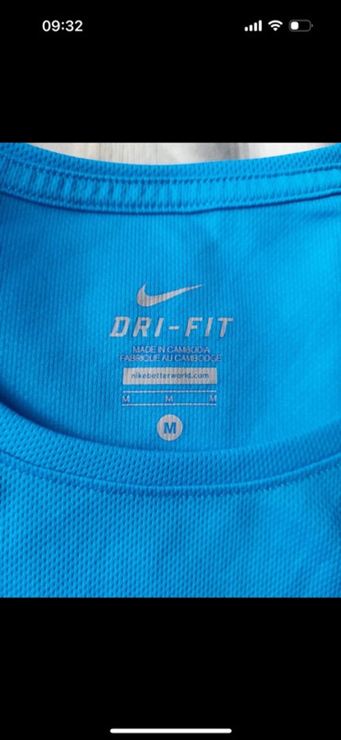 Tee-shirt Nike taille M - photo numéro 4