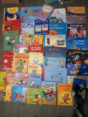 Lot d'une 40 ene de livres enfants  tous âges tbe be