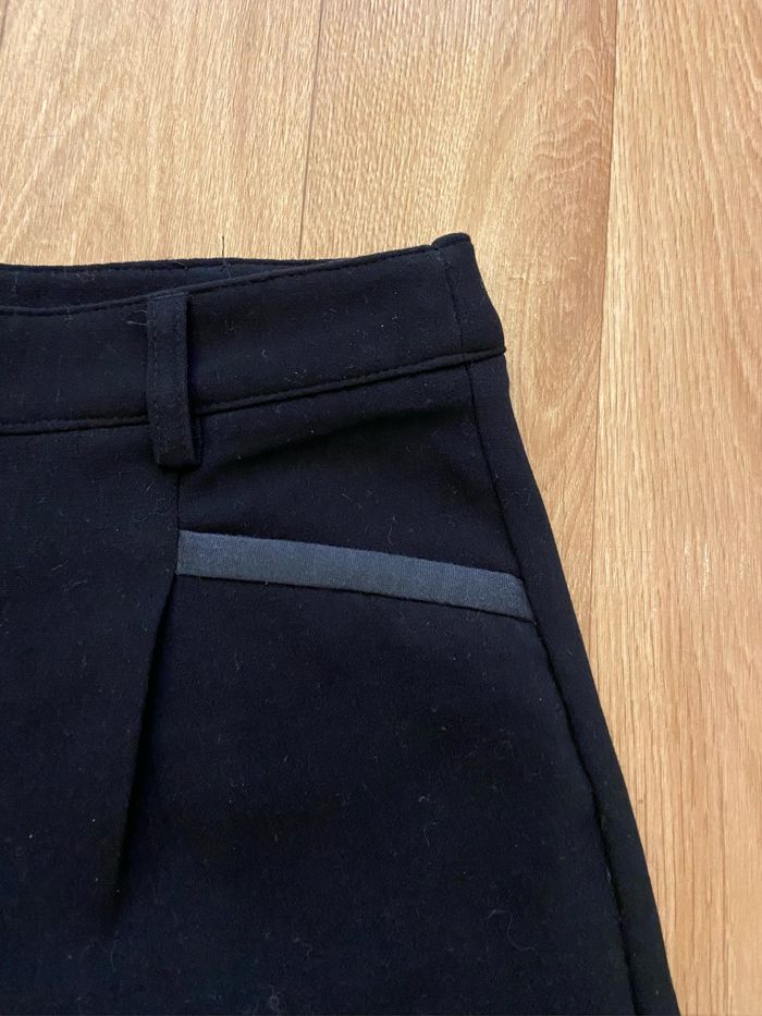 Short noir 38 - photo numéro 3