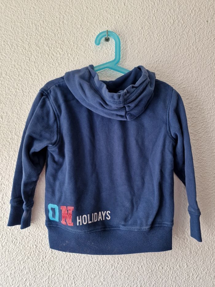 sweat bleu Okaïdi - photo numéro 2