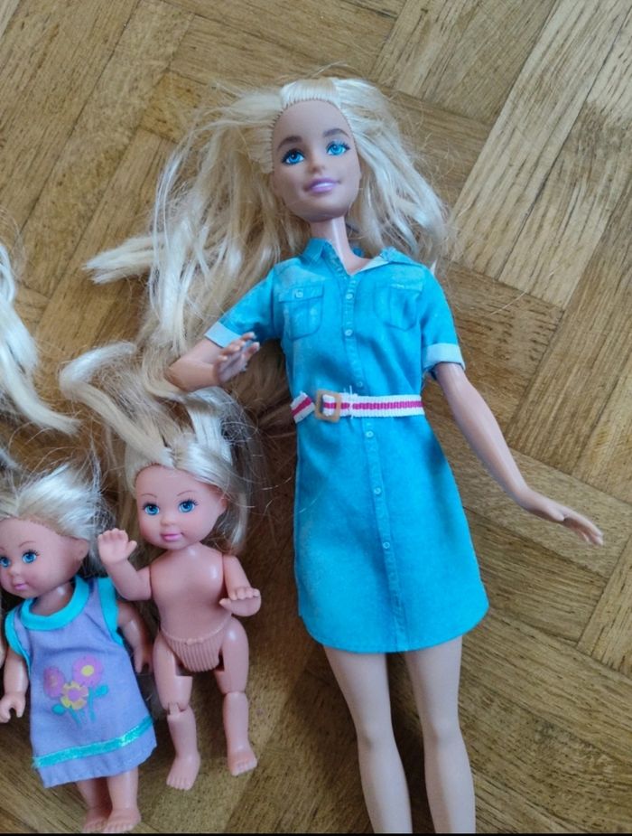Barbies mamans et enfants - photo numéro 3