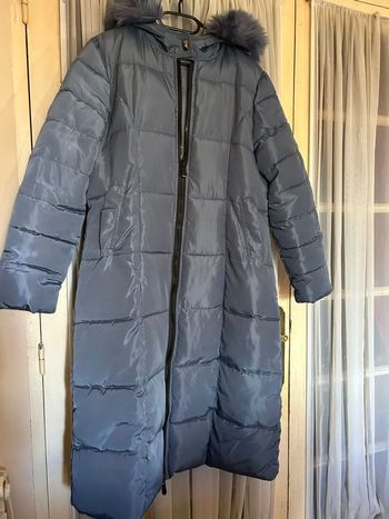 Manteau long doudoune très bon état bleu