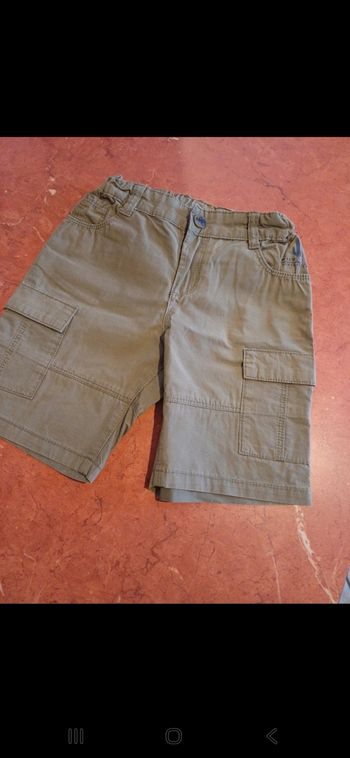 Short garçon taille 4 ans