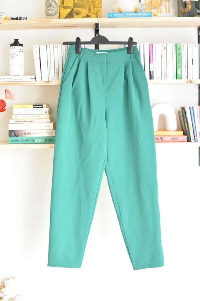 Pantalon Guido Maria Kretschmer for About You en taille S - Très bon état - photo numéro 3