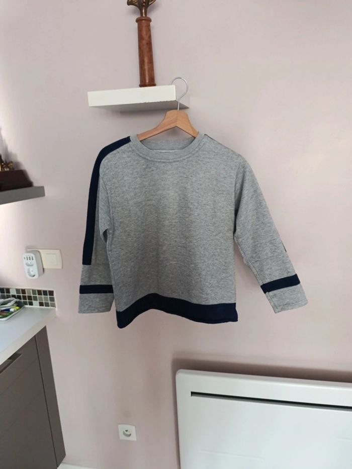 Magnifique Sweat 12 ans