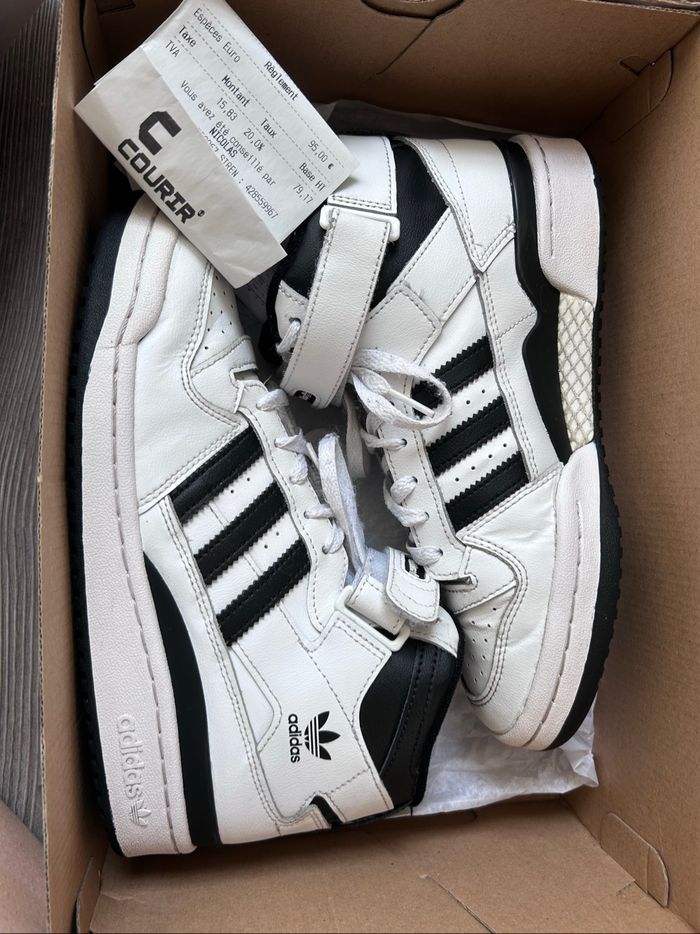 adidas forum mid