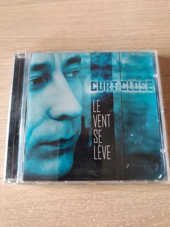 CD Curt Close