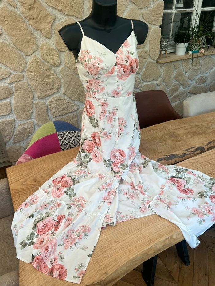 Robe bohème chic longue femme blanche à fleurs rose orangées taille S 36 shein été - photo numéro 2