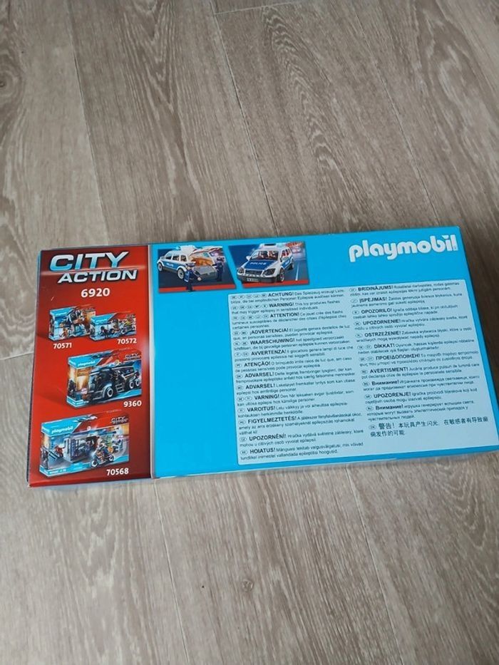 Jouet neuf voiture de police playmobil - photo numéro 3
