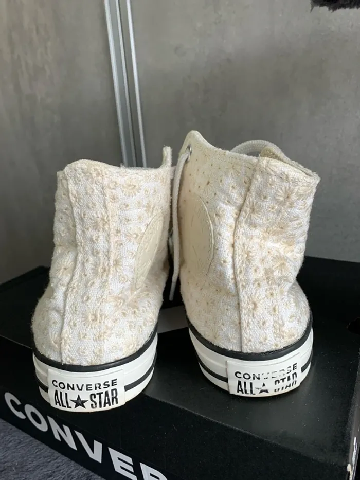 Baskets hautes brodées femme 37,5 - photo numéro 2