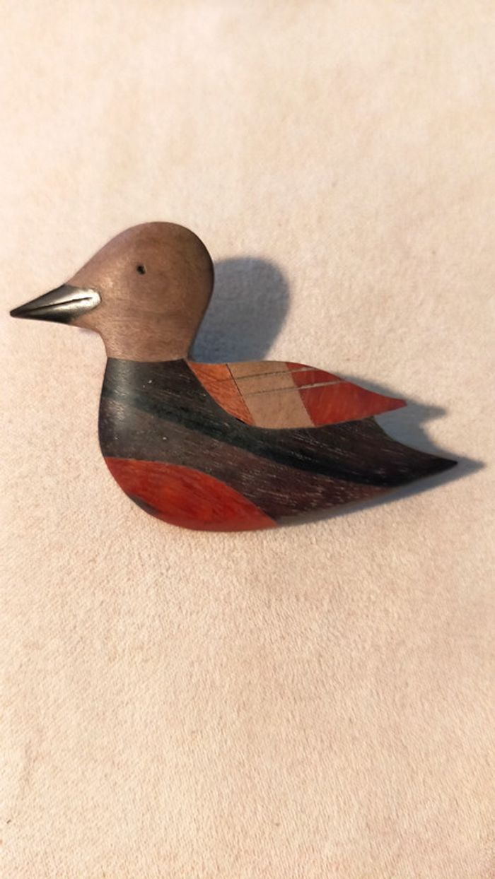 Broche vintage en bois – Forme canard peint
