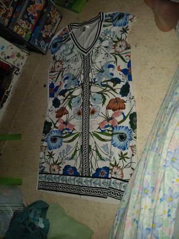 Robe style sport fleurie élastique amisu  t 38