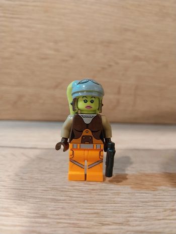 Figurine type lego Hera Syndulla star wars